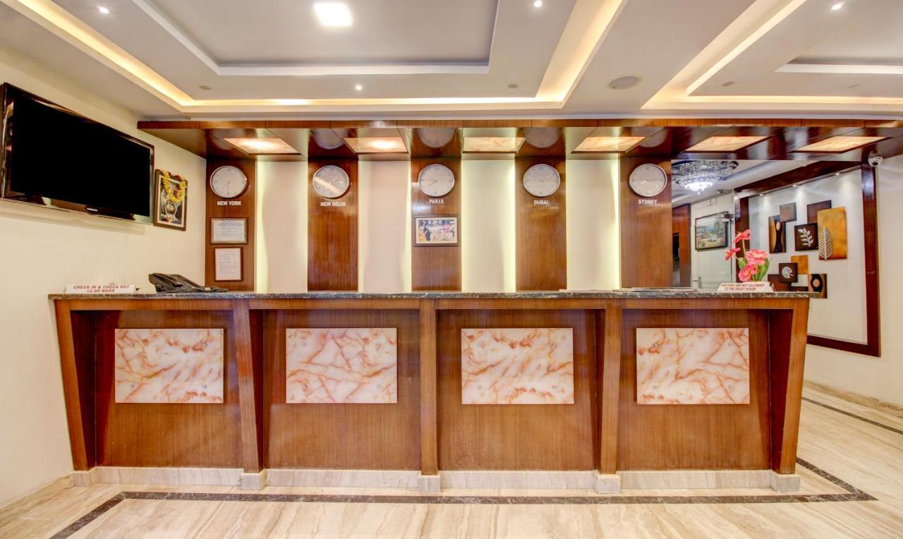 Treebo The Sai Leela Suites R T Nagar Bangalore Exterior foto