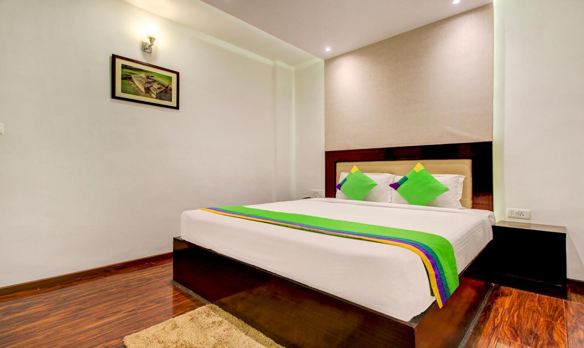 Treebo The Sai Leela Suites R T Nagar Bangalore Exterior foto